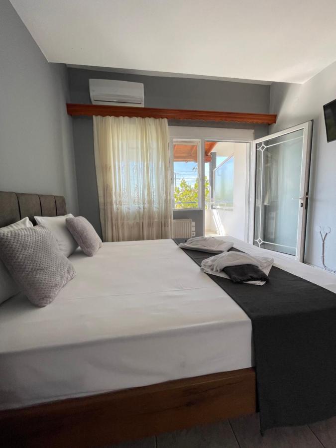 Artemis Hotel Apartments Keramotí Exteriér fotografie
