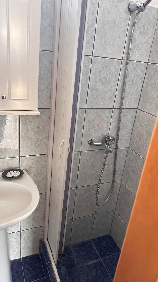 Artemis Hotel Apartments Keramotí Exteriér fotografie